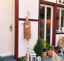 Nachmieter für 2 Zi. Whg, Küchenzeile, Bad, Terrasse ab ca. 15.5. - Fürth Altstadt