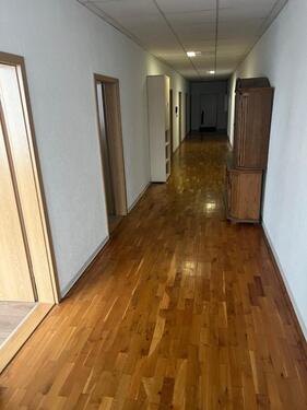 Foto - Gewerberäume mit Rollstuhlgerechtem Zugang ca. 160m²