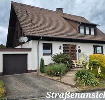 Freistehendes Einfamilienhaus mit Einliegerwohnung - Balve