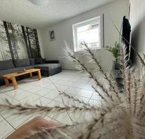 2-Zimmer, Küche, Bad sowie Kfz-Stellplatz und Terrasse - Brensbach