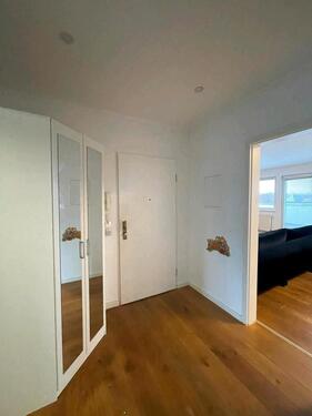 Foto - Helle 3-Zimmer-Wohnung mit Balkon & EBK, in Seelze-Gümmer