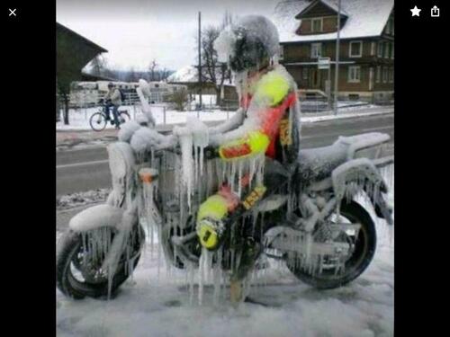 Foto - Wintereinstellplätze Motorrad Garage