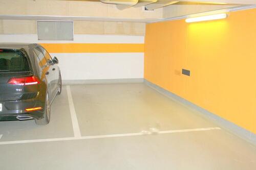 Foto - Tiefgaragen Stellplatz, Kudamm-Nähe, Lehniner Platz, PKW + SUV