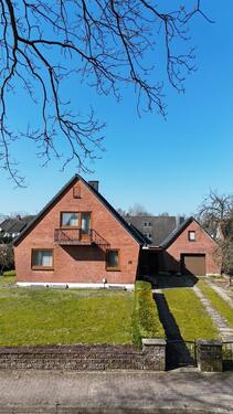 Foto - Einfamilienhaus in ruhiger Lage Garage, Wintergarten, Werkstatt
