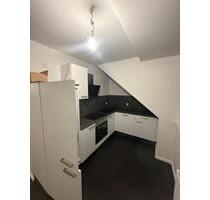 Helle 2Zi. Dachgeschosswohnung mit Einbauküche in Stötteritz - Leipzig Südost