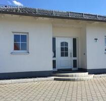 Modernes geräumiges helles Haus mit Garten und großer Garage - Neumarkt in der Oberpfalz Altenhof