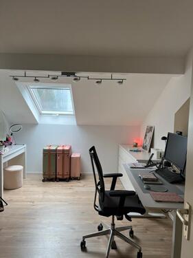 Foto - Helle Dachgeschosswohnung in Esslingen