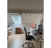 Helle Dachgeschosswohnung in Esslingen - Esslingen am Neckar Pliensauvorstadt