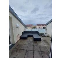 Schöne möblierte 2-Zimmer-Dachgeschosswohnung - Augsburg Bergheim