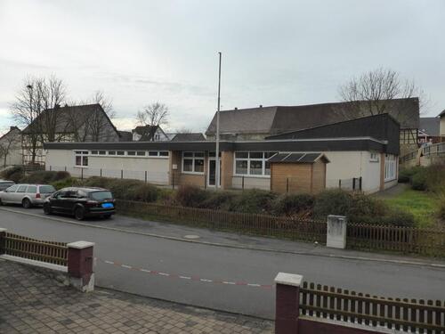Foto - Einfamilienhaus zum Kaufen in Borken (Hessen)