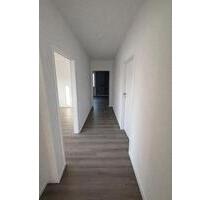 4 Zimmer Wohnung mit Balkon+ Garten in Luhe-Wildenau