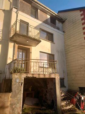 Foto - Haus zu verkaufen - 35.000,00&nbsp;EUR Kaufpreis, ca.&nbsp; 120,00&nbsp;m&sup2;