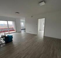 3-Zimmer-Wohnung im EG (Zweitbezug)-134qm, Waldblick und Balkon - Pirmasens Niedersimten