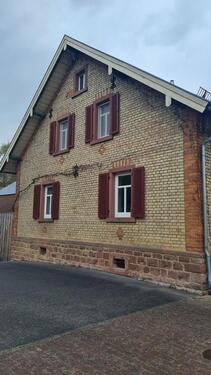 Foto - Ehemaliger Bauernhof mit zwei Wohnhäusern und zwei Scheunen