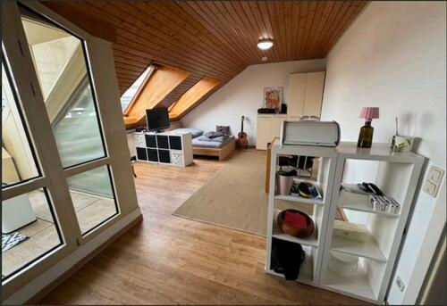 Foto - 1 Zimmer Dachgeschoßwohnung zur Miete in Koblenz