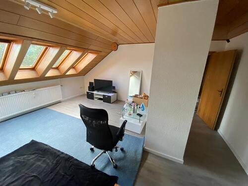 Foto - Günstige Dachgeschosswohnung in Nienburg zu vermieten