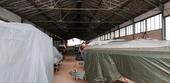 Foto - Stellplätze in trockene Halle für Saison Fahrzeuge Boote Wohnmobi