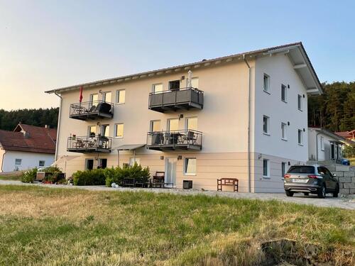 Foto - Vermiete neuwertige 3-Zimmer-Wohnung am Fuße des Lamberg bei Cham
