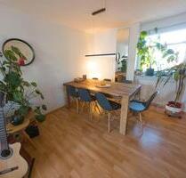 Helle 4-Zimmer Maisonette-Wohnung mit Balkon in Warmbronn - Leonberg