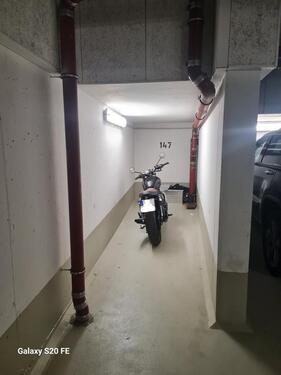 Foto - Motorradstellplatz, Bruderhofstr. 13