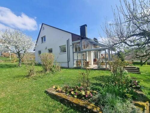 Foto - Traumhaftes Haus in sonniger Lage mit viel Charme + Bauplatz