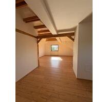 Helle 4 ZKB Wohnung 95 m² mit Panoramablick in Mehlingen