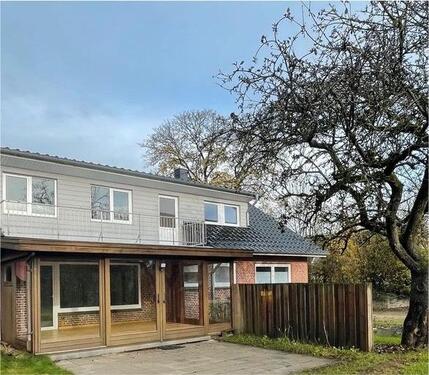 Foto - Große, sonnige Wohnung mit Terrasse und Garten in Wanderup