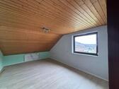 Foto - Dachgeschoßwohnung in Weilbach zur Miete