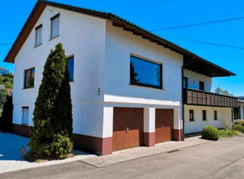 Foto - Haus mit Traumgarten in ruhiger Lage