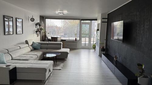 Foto - Luxuriöse, voll möblierte 3,5-Zimmer-Wohnung mit Balkon im 3. OG in Köln-Weiden