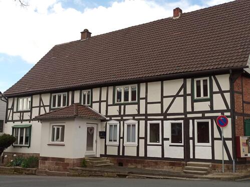 Foto - 90m² 1 Bedroom Apartment, 2km from Uslar with Balcony & Garage