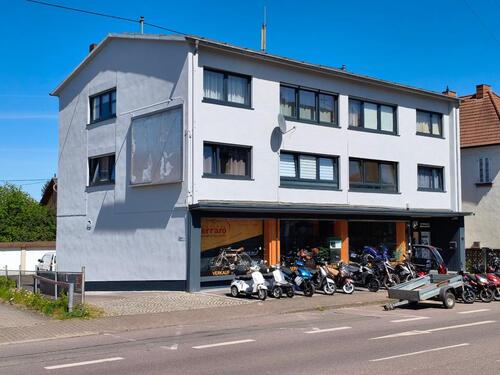 Foto - Mehrfamilienhaus mit Ladenlokal, 9 Garag., Wadgassen, kein Makler