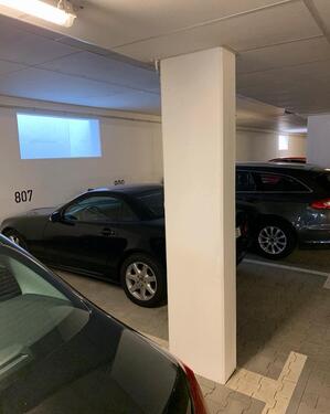 Foto - Tiefgaragenstellplatz - 90,00 EUR Miete,