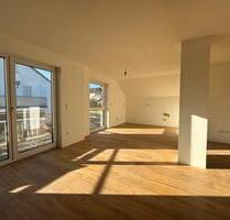 Erstbezug | 3,5-Zimmer DGWoh. | FBH | EBK | PV | Balkon - Hafenlohr