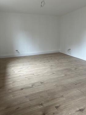 Foto - 5 Zimmer Etagenwohnung zur Miete in Großmaischeid