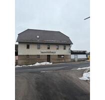 Landwirtschaftliche Althofstelle mit Wohn- und Gasthaus - Freihung