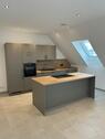 Foto - Moderne 4 Zimmer Wohnung mit Balkon & Design Küche
