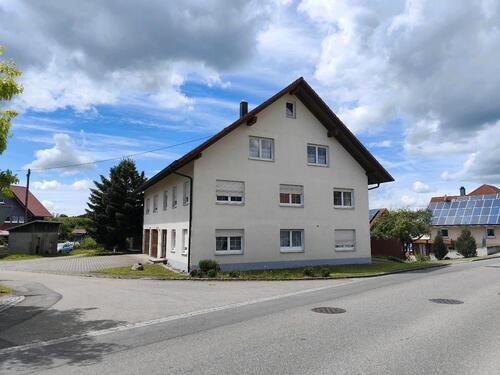 Foto - 8 Zimmer Mehrfamilienhaus, Wohnhaus zum Kaufen in Bad Wurzach