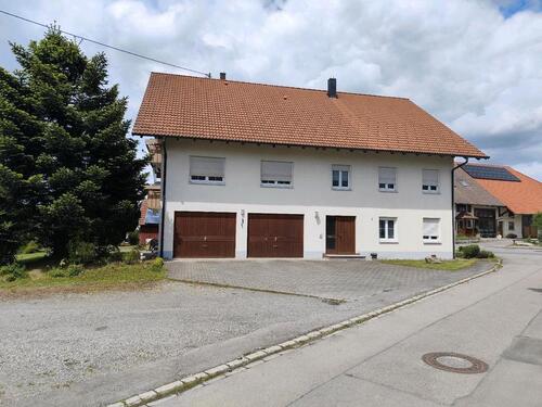 Foto - Mehrfamilienhaus, Wohnhaus in Bad Wurzach zum Kaufen