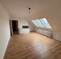 1 Zimmer DG - 350,00&nbsp;EUR Kaltmiete, ca.&nbsp; 35,00&nbsp;m&sup2; in Helmstedt (PLZ: 38350)