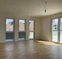 Lichtdurchflutete Neubauwohnung mit Dachterrasse und offener Grundrissgestaltung - Köln Rodenkirchen
