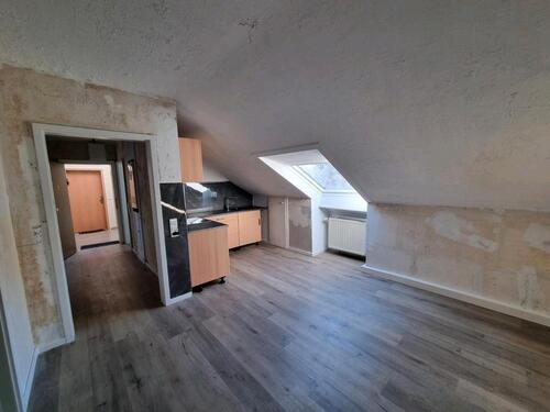 Foto - Wohnung zu vermieten - Dachgeschosswohnung - 2,5 Zimmer