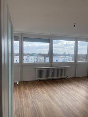 Foto - Exklusiv sanierte Wohnung in Garching mit Aufzug & Garage