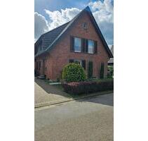 EG Wohnung mit Doppelgarage, Keller und Garten - Hamminkeln