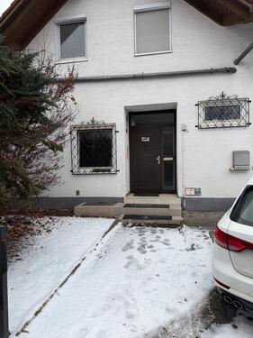 Foto - Schönes Haus in Grubweg Passau - 750,00&nbsp;EUR Kaltmiete, ca.&nbsp; 100,00&nbsp;m&sup2;