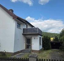 Frisch renovierte Doppelhaushälfte mit Garten in Bad Pyrmont