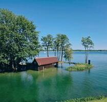 Einzelnstehendes Bootshaus mit 3 Bootsboxen in Schwerin