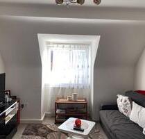 Gemütliche Dachgeschosswohnung mit Schrägen - Oberursel (Taunus)