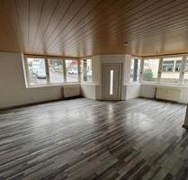 Zentrumsnahe Wohnung mit 2 12 ZKB in Kirn zu vermieten