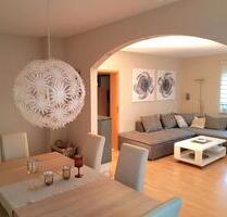 Gepfegte 3 ZKB Wohnung mit Balkon in Niederkaufungen.